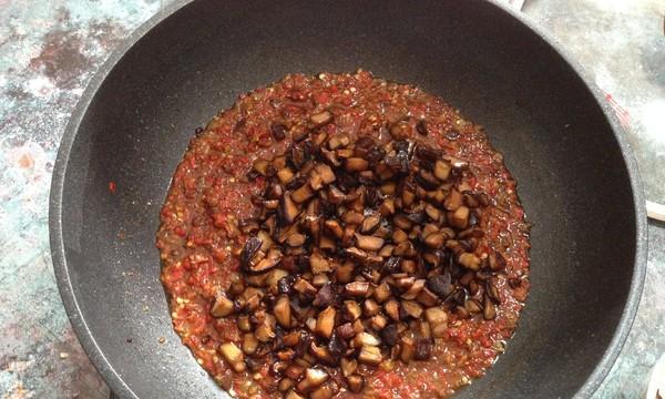 如何用饥荒辣椒制作美味辣椒酱（掌握这个秘诀）