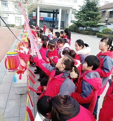 以倩女手游邀你元宵佳节猜灯谜赏花灯，怼怼更欢乐（倩女手游元宵活动点亮智慧）