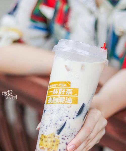 以真香一条街奶茶店怎么玩（进入游戏世界）